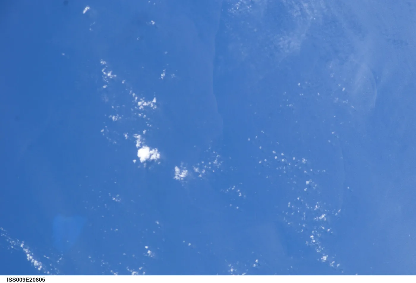 ISS009-E-20805 - View of the Tubuai Islands
