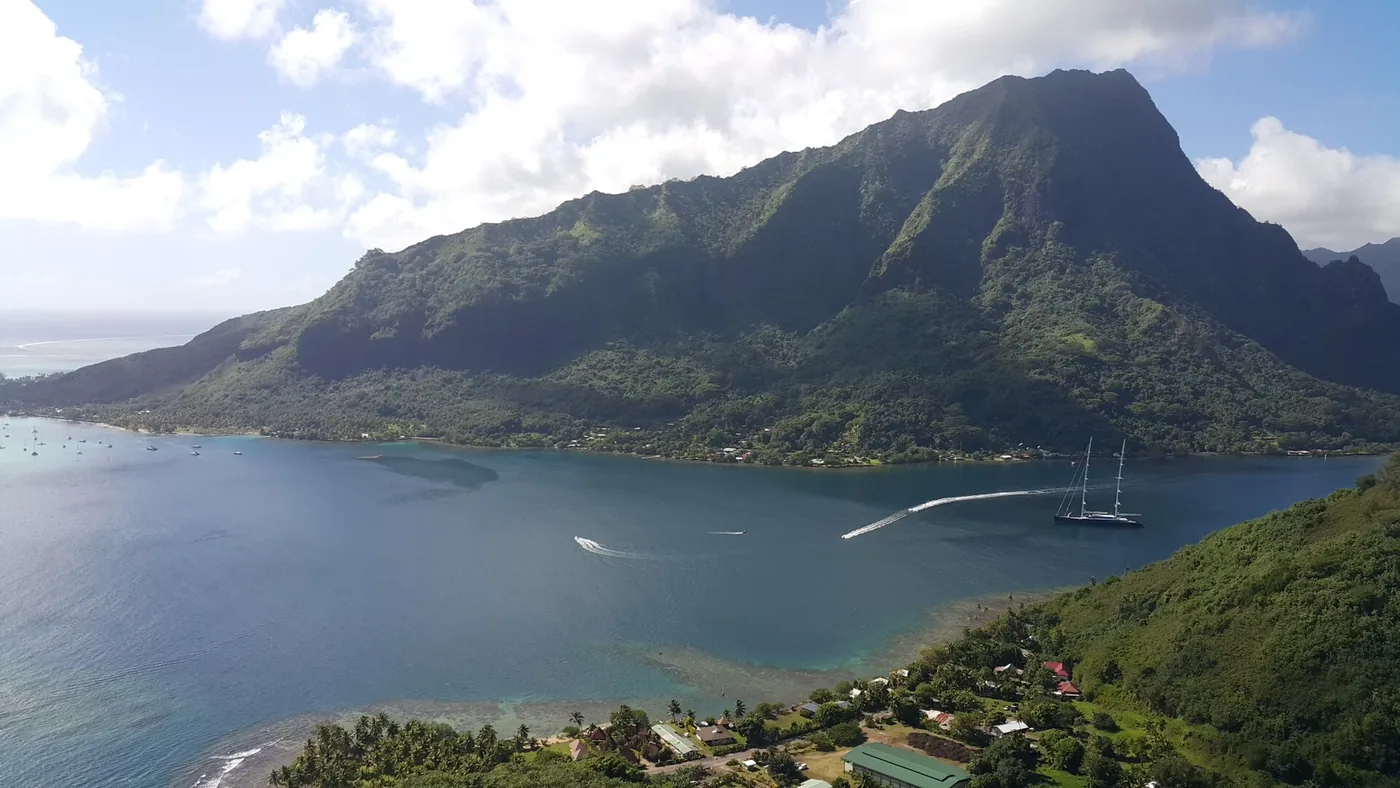 Baie de Opunohu