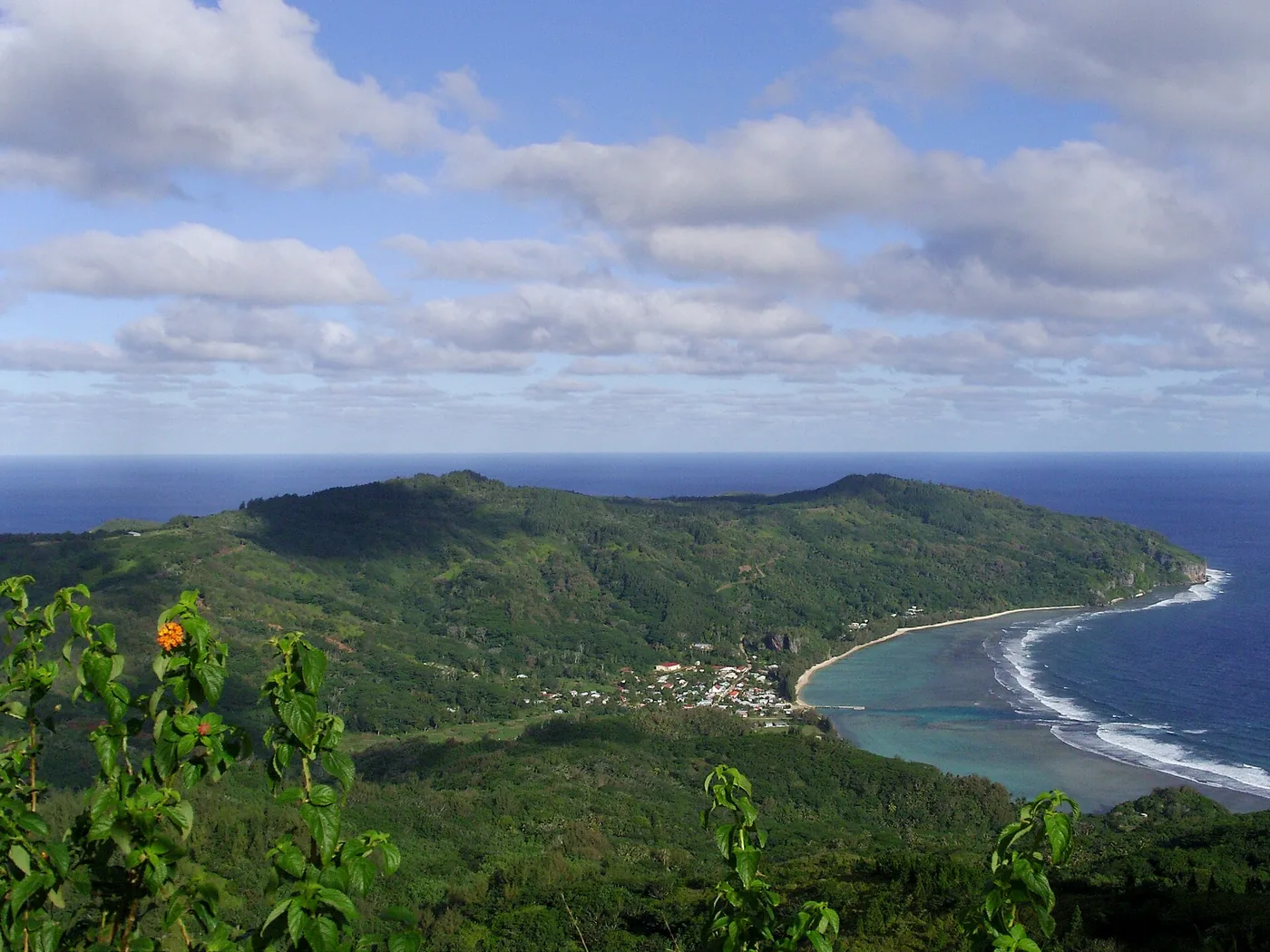 Rurutu BaieAvera